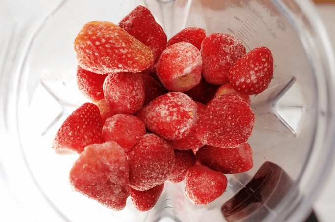 frozen strawberries_vitamix blender_healthy ice cream