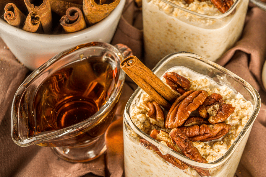 oatmeal with honey and cinnamon
